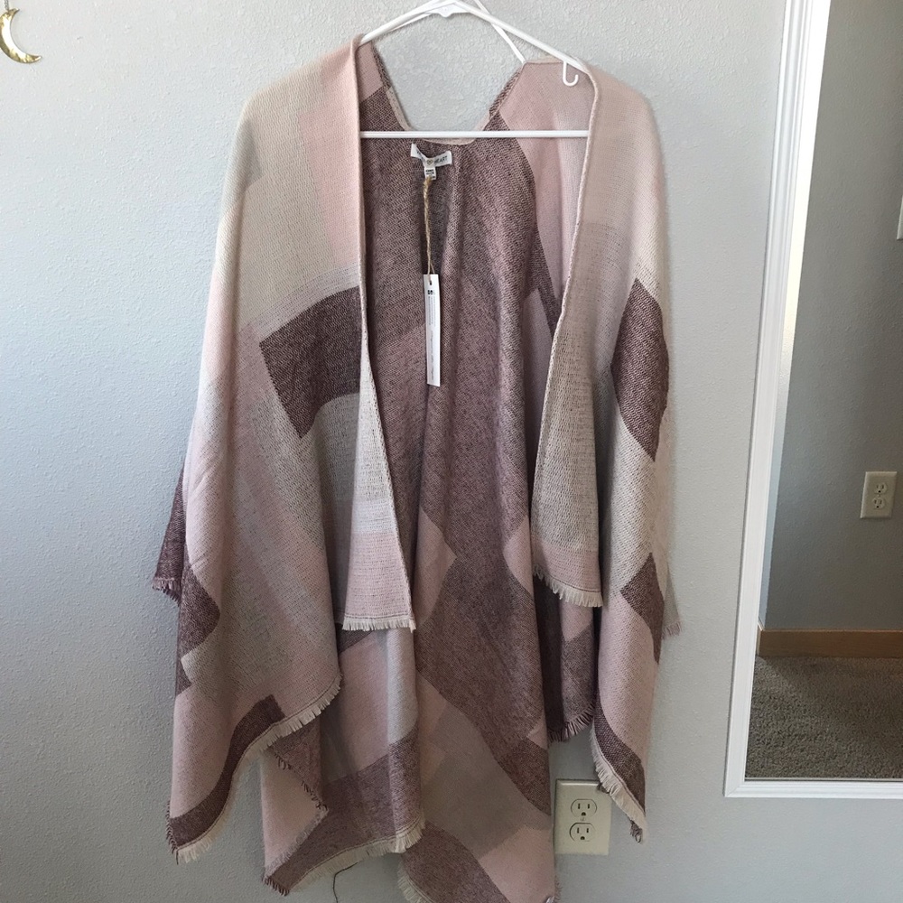 cardigan/shall/poncho